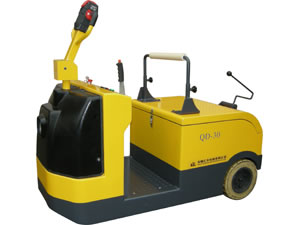 QD-BS Chariot Tracteur électrique en posture debout
